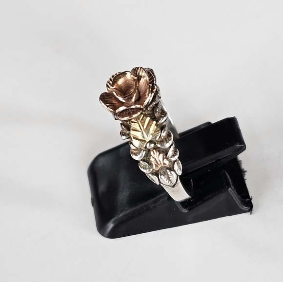 Black Hills Gold Rose Design 12k/925 Multicolor Ring Size 6.5 - Picture 2 of 9